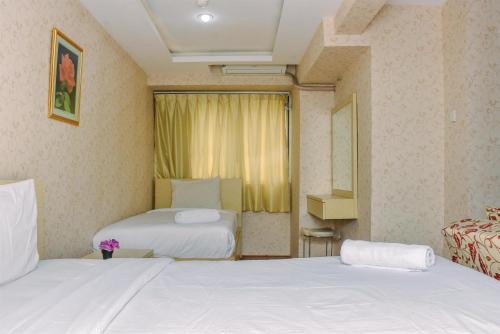 Comfort Living and Strategic Studio at Kebagusan City Apartment By Travelio