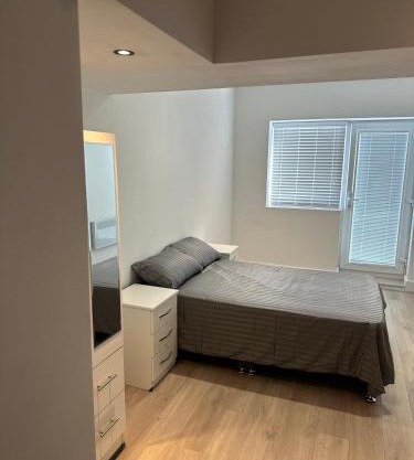 Comfort Rooms - Streatham Hill