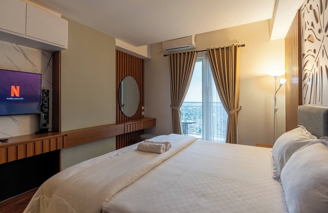 Comfort Stay at Mataram City Apartment