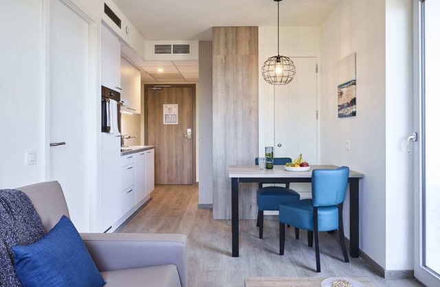 Comfort Suite for 2 persons near the beach of Zeebruges