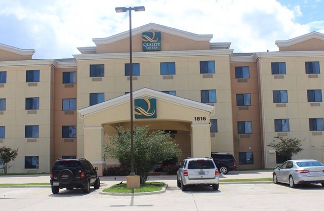 Comfort Suites