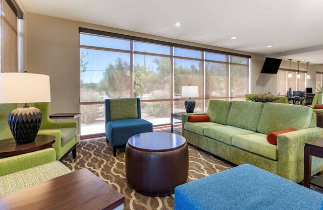 Comfort Suites Fernley
