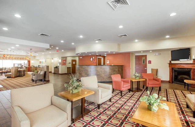 Comfort Suites Golden Isles Gateway