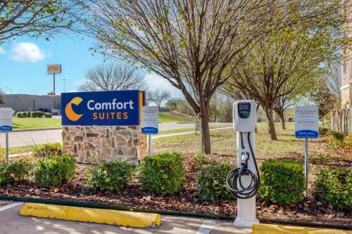 Comfort Suites