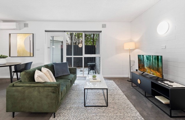 Comfortable 1-Bed Unit with Private Courtyard