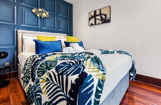 Comfortable 3 Bedroom Apartment in Greater London