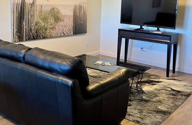 Comfortable and relaxing suite close to your Cumberland Adventure