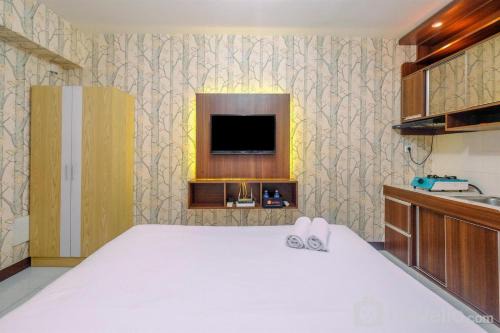 Comfortable and Tidy Studio at Cinere Resort Apartment By Travelio
