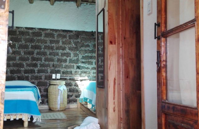 Cómoda y cálida recamara en casa antigua a 30 min. de Toluca, para vacacionar