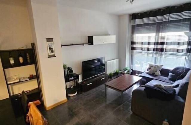 Comfortable apartment in Tres Cantos by beBalmy