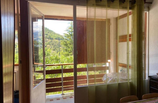 Apartamento cómodo con balcón y acceso a pistas