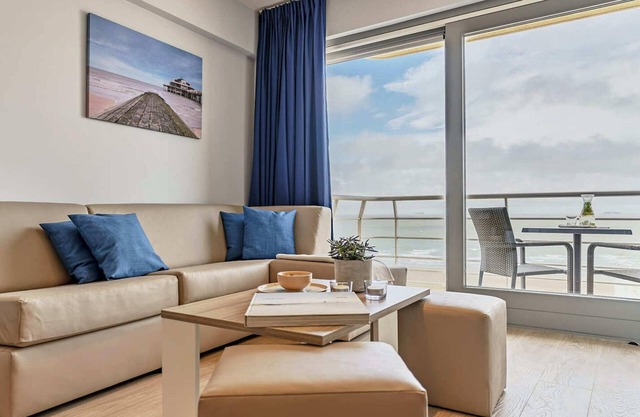 Comfortable Apartment With sea View
