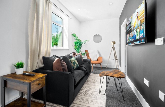 Comfortable Apartment * Netflix & Wifi *