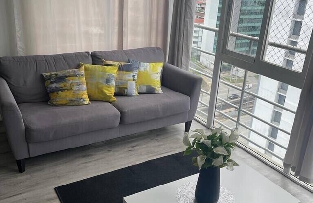 CÓMODO CÉNTRICO Y ACOJEDOR APARTAMENTO