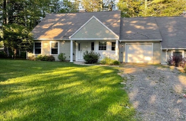 Comfortable Condo, with access to Sebasco Harbor Amenities