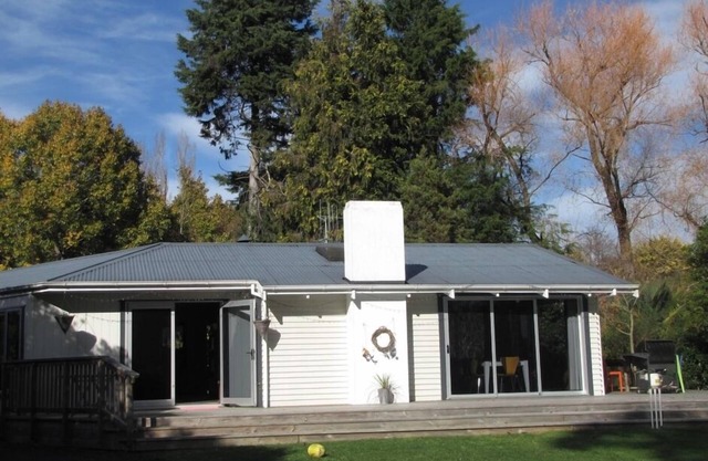 Cómoda casa de vacaciones familiar con piscina cerca del pueblo y bodegas