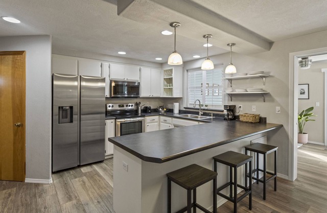 Comfortable family friendly HOME