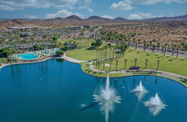 Comfortable Family Home Resort amenities, restrictions apply per length of time