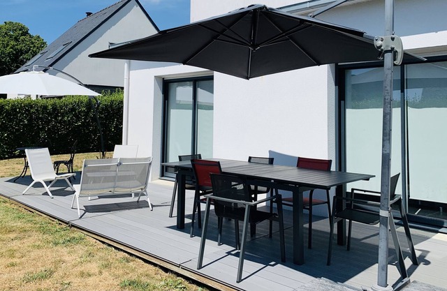 Comfortable house five minutes from the ocean