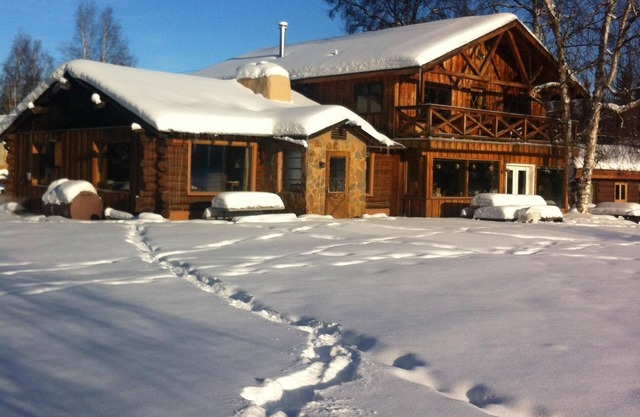 Cómoda casa con cocina en el río Chena. Para toda la familia