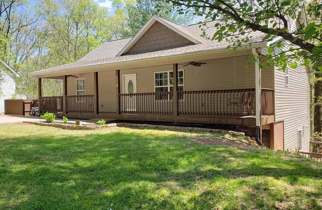 Comfortable In-Town Stay - Clayton, GA