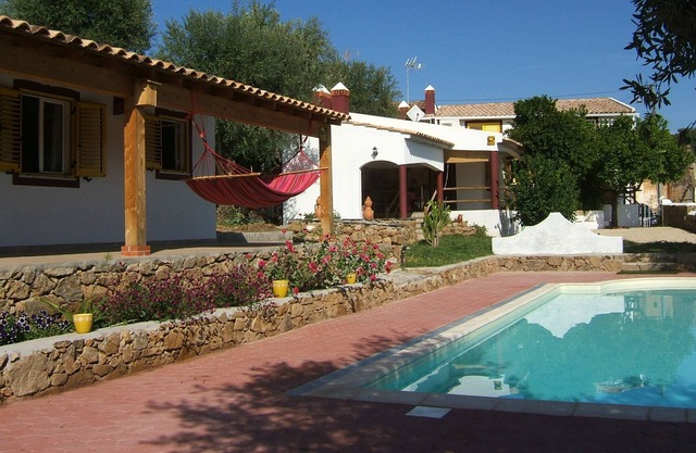 Villa confortable con unas vistas impresionantes, bien situado, tranquilo 6/8 personas, piscina.