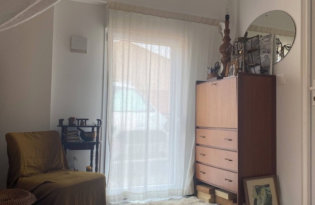 Comfortable room with kitchen and summer bathroom by the sea
