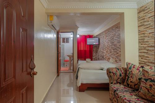 Comfortable Single Room in Corales Sur Close to Las Americas Airport
