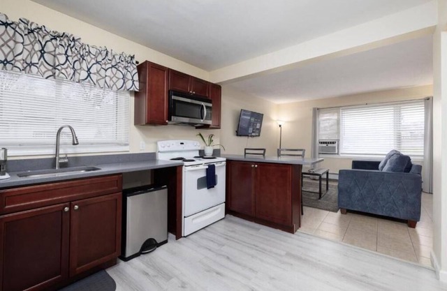 Inviting Private Suites and More - Central Connecticut