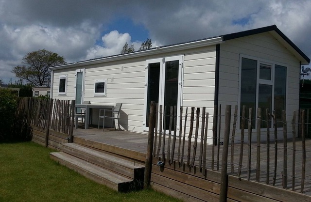 Chalet confortable con lavavajillas, cerca del mar de Wadden