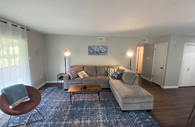 Comfy Condo in the Heart of Maumelle