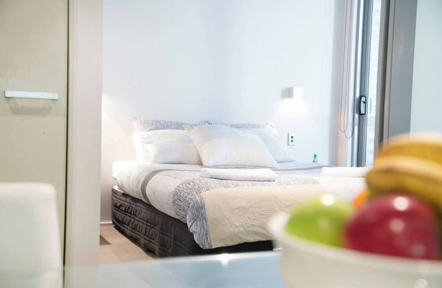 Comfy on Cuba Suite - Great Location Close to Attractions, Shops & Eateries