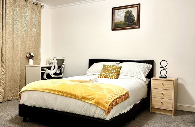 Comfy Room in Nottingham