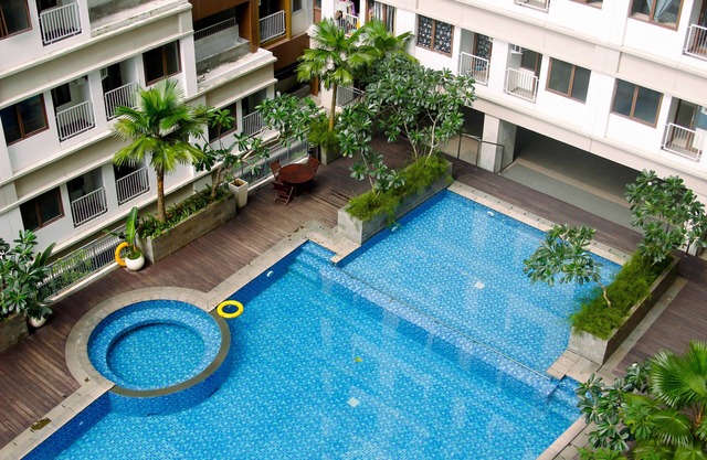 Comfy Studio Apartment at LRT City Jatibening