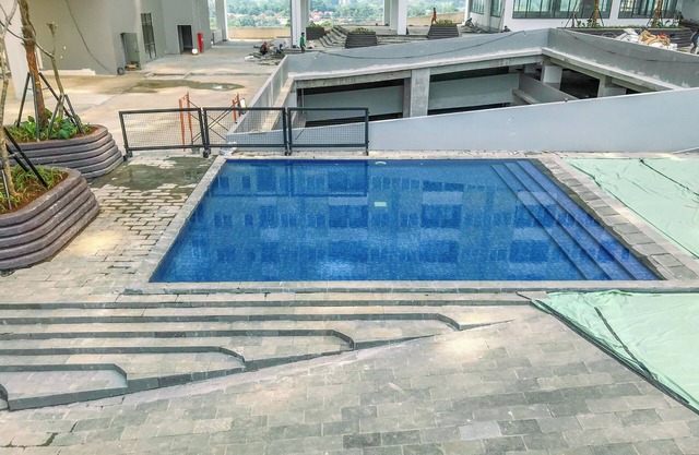 Comfy Studio At Lrt City Sentul - Royal Sentul Park Apartment