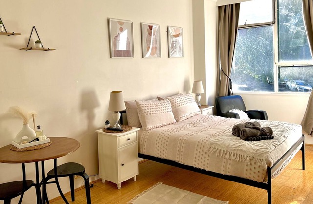 Comfy Studio in Darling Point