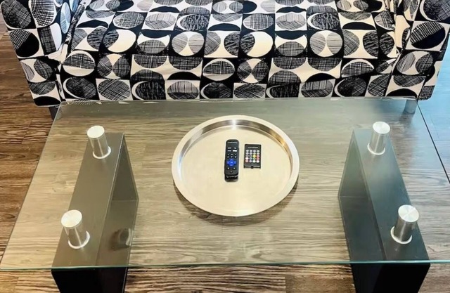 Comfy studio with scenic views!