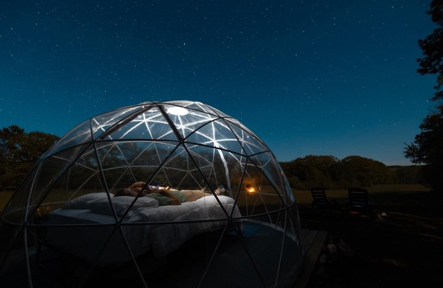 ComfyDome Hill-Side Glamping