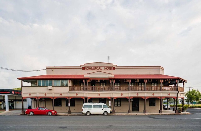 Commercial Hotel