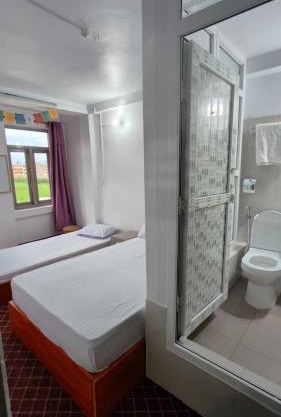 Community Holiday Inn