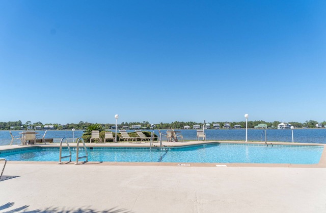 Compass Point 310