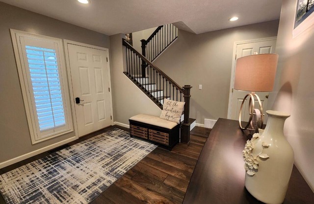 Completely remodeled Up North condo near clubhouse at Birchwood Farms