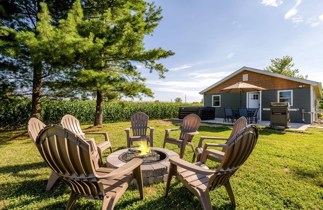 Completely remodeled house close to the beach, golf, and tons of wineries!