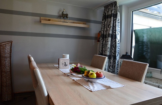 Completely renovated, new, modern, bright and friendly vacation apartment "Westwin