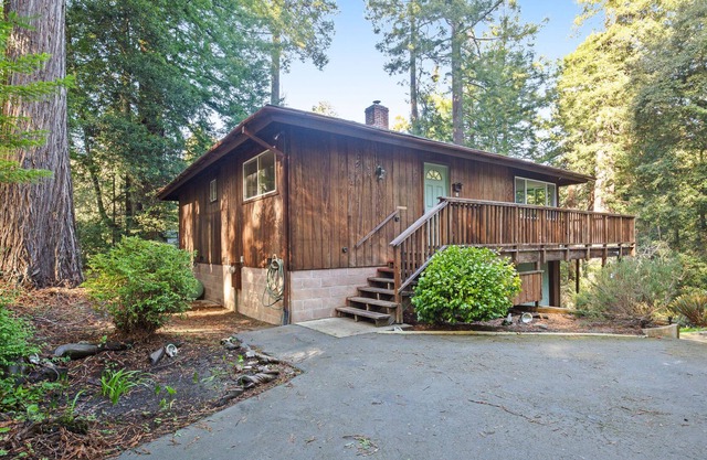 Completely Renovated Home in the Redwoods w/ Large Deck - Near Town/Beaches!