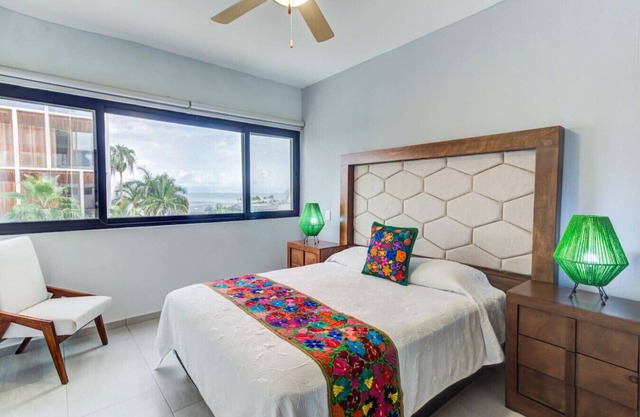 Condo 2BD con alberca en roof!