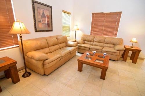 Condo 9-4 Family Vacation Condo in Beach Resort