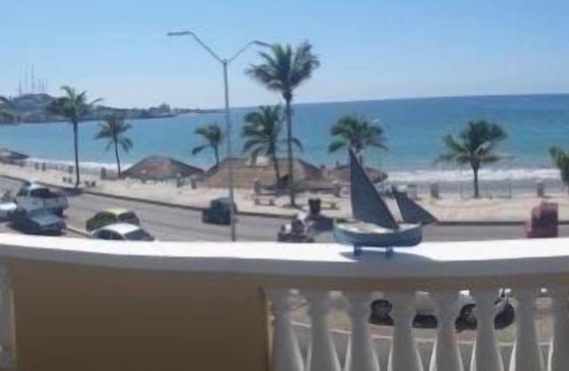 Condo Ari 620
