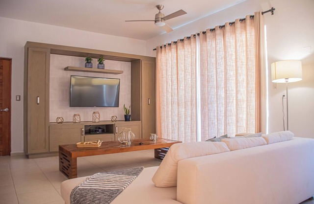 Condo Cortes