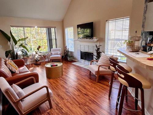 Condo near Jax Beach and Mayo Clinic